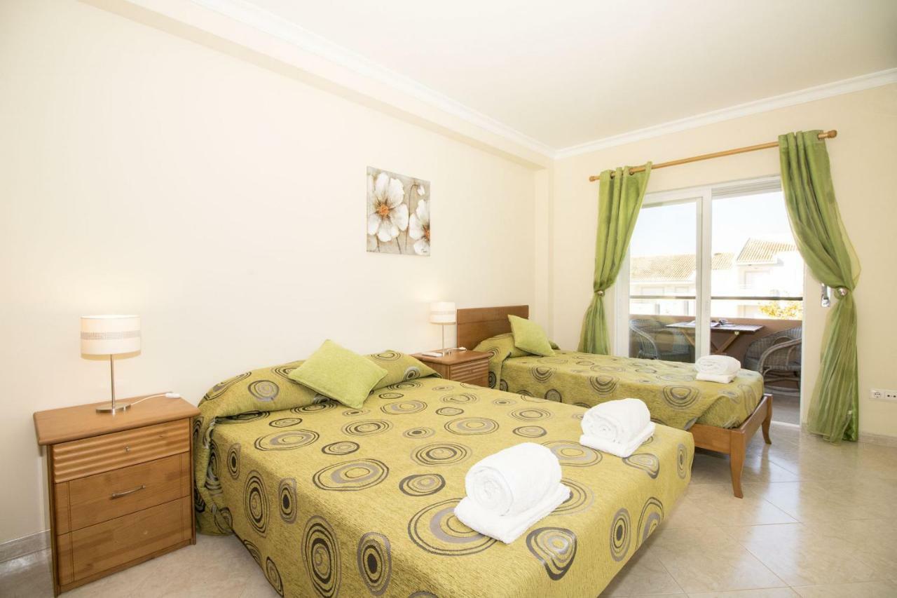 Clair Apartment Quarteira Kültér fotó